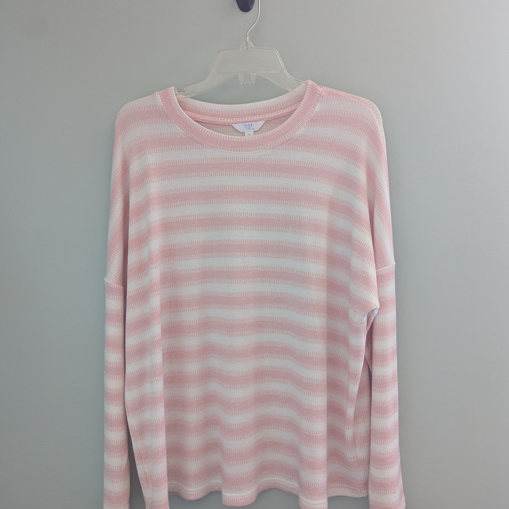 Time and Tru Pink and White Knit Top